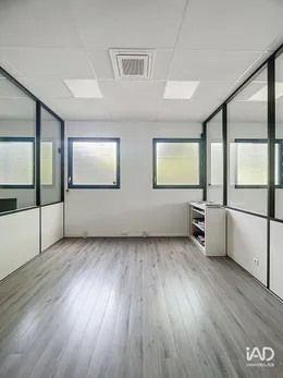 Office in LIMONEST (69760)