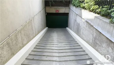 Parking à NEUILLY-SUR-SEINE (92200)