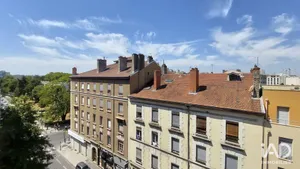 Apartment in VILLEURBANNE (69100)