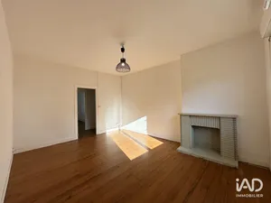 Apartment in BORDEAUX (33000)