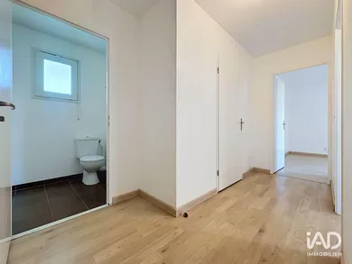 Apartment in RAMBOUILLET (78120)