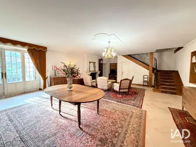 Maison à CERISIERS (89320)
