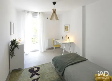 Triplex à SIX-FOURS-LES-PLAGES (83140)