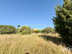 Land in SIX-FOURS-LES-PLAGES (83140)