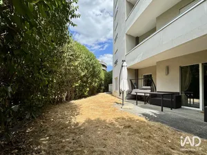 Appartement à ISSY-LES-MOULINEAUX (92130)