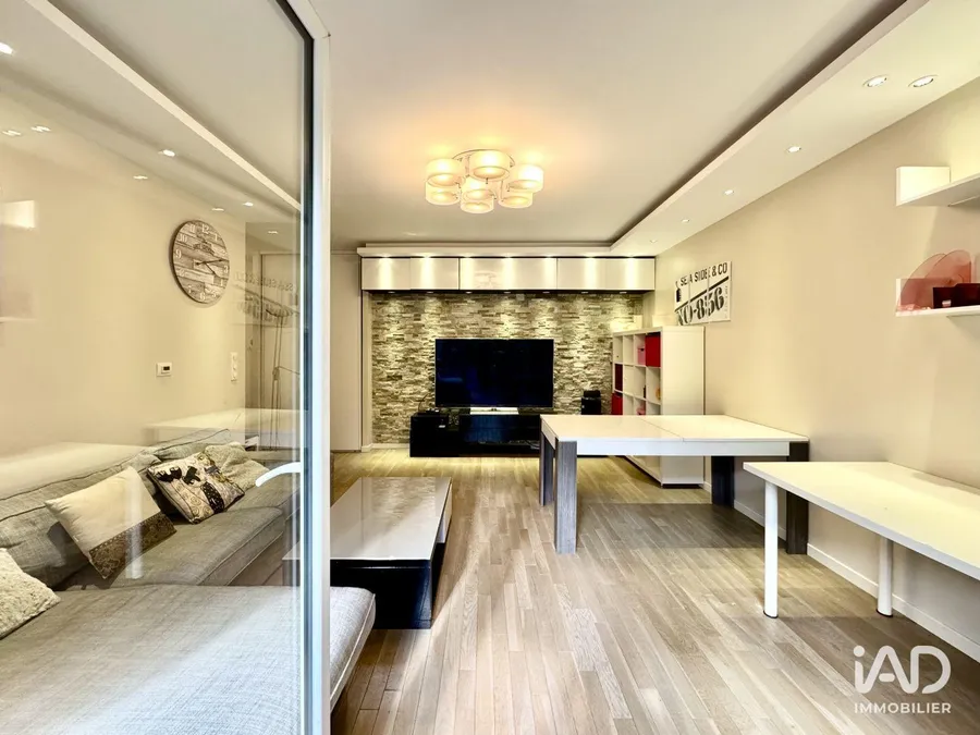 Appartement à ISSY-LES-MOULINEAUX (92130) photo 2