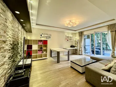 Appartement à ISSY-LES-MOULINEAUX (92130)