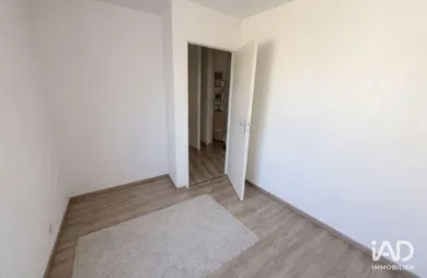 Appartement à USSY-SUR-MARNE (77260)