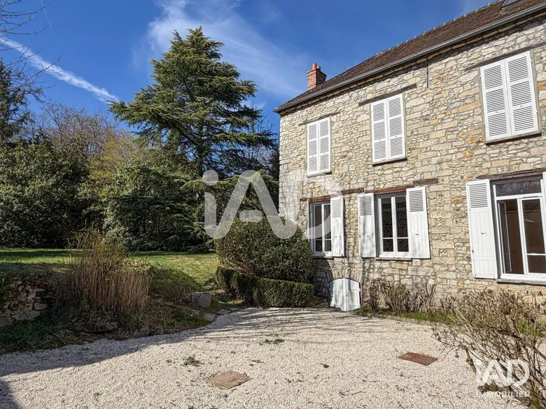 Maison 6 pièces 341 m² · à Grez-sur-Loing · 341 m² · 520 000 €