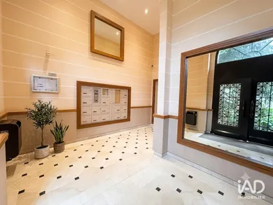 Apartment in LE PLESSIS-ROBINSON (92350)