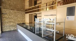 Boutique/Local commercial à BAGNOLS SUR CEZE (30200)