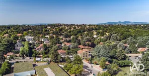 Appartement à OULLINS (69600)