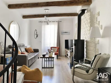 Maison à ROUSSET (13790)