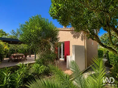 House in SIX-FOURS-LES-PLAGES (83140)