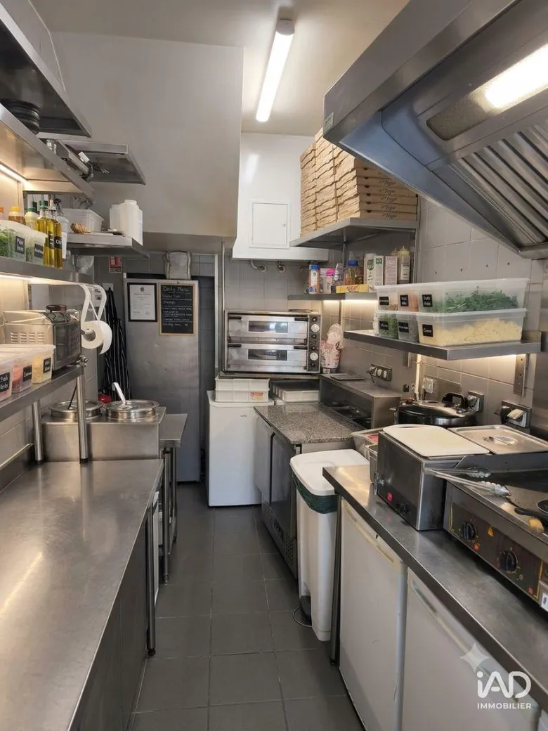 Restauration rapide à TORREILLES (66440) · 15 m² · 146 000 €