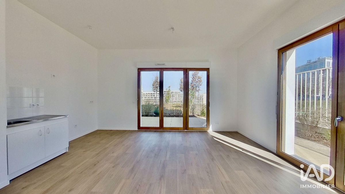 Appartement 2 pièces de 50 m² à NOISY-LE-GRAND (93160)