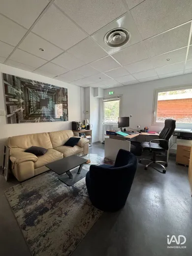 Office in LA GARDE (83130)