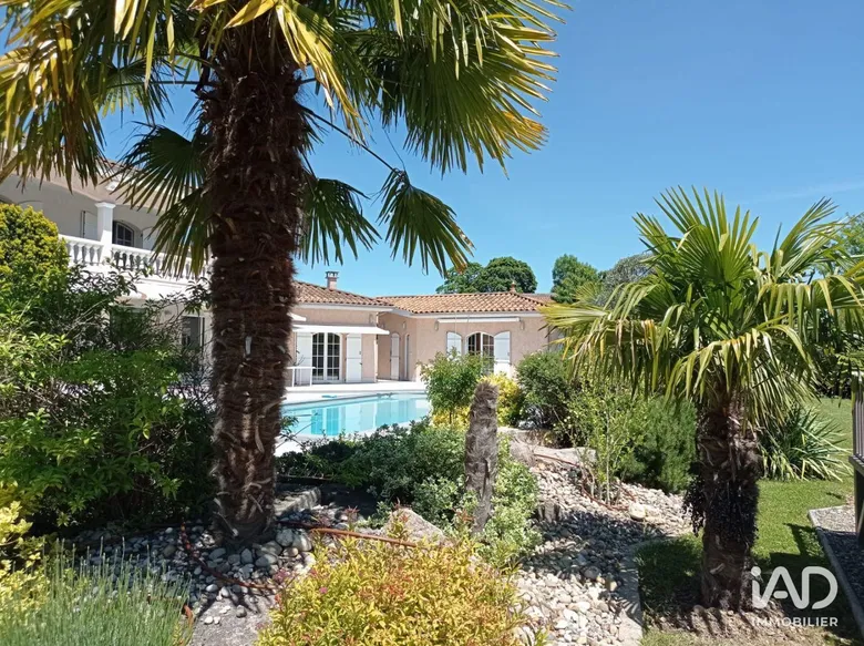 Maison 4 pièces 180 m² · à Bourg-Saint-Christophe · 180 m² · 549 000 €