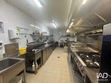 Boutique/Local commercial à MILLY-LA-FORÊT (91490)
