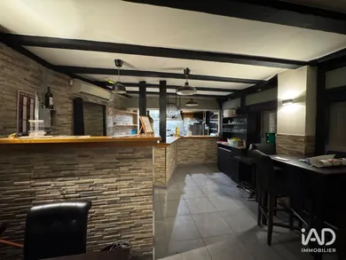 Boutique/Local commercial à SAVIGNY-SUR-ORGE (91600)