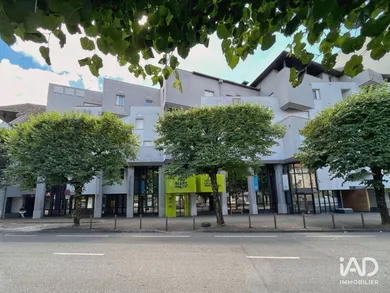 Office in PAU (64000)