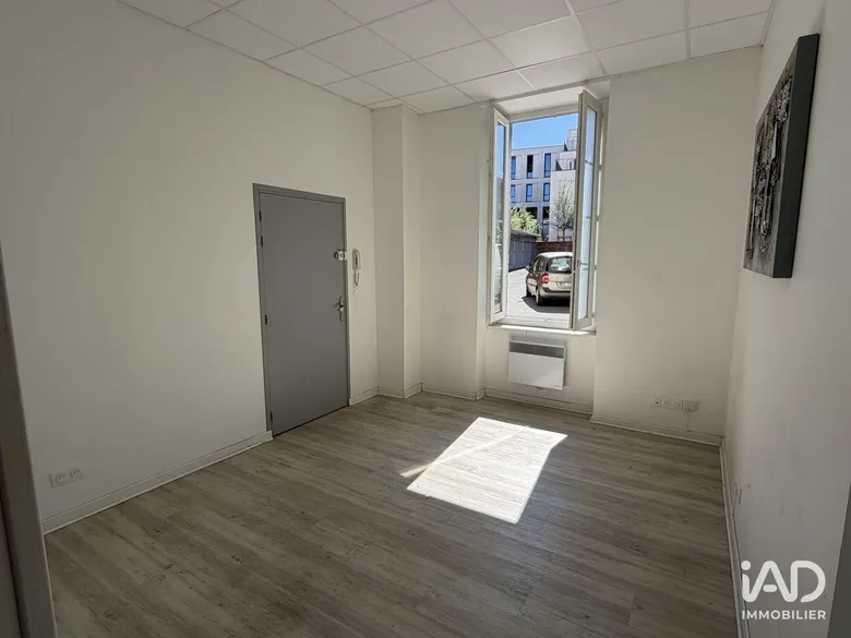 Local commercial 35 m² · à Angoulême · 35 m² · 620 €/mois