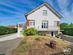 Maison à FOLLAINVILLE-DENNEMONT (78520)