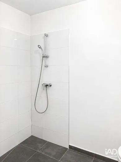 Appartement à BOBIGNY (93000)