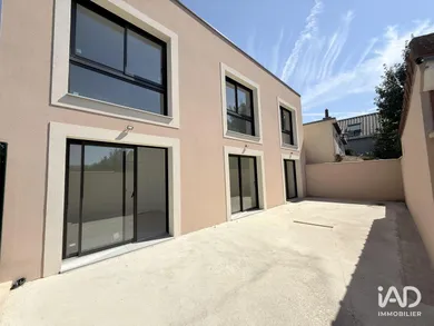 Office in BAILLET-EN-FRANCE (95560)
