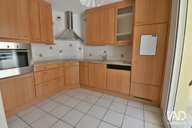 Appartement à LA ROCHE-SUR-FORON (74800)
