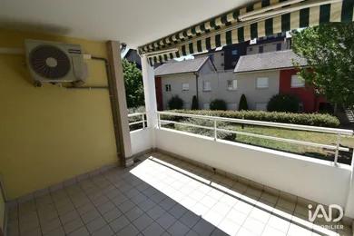 Appartement à LA ROCHE-SUR-FORON (74800)