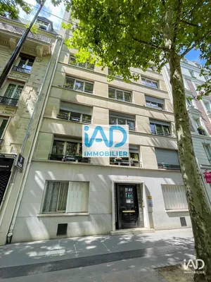 Appartement à PARIS (75016)
