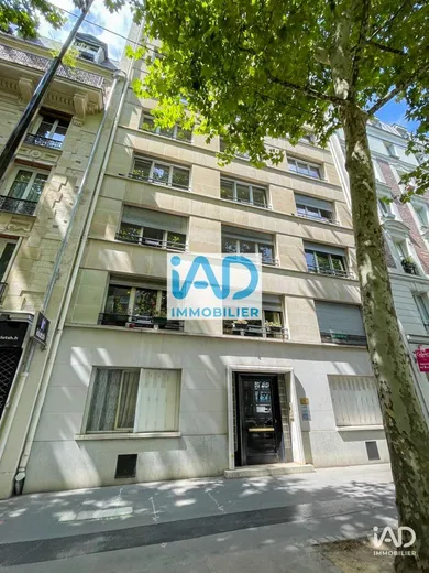 Appartement à PARIS (75016)
