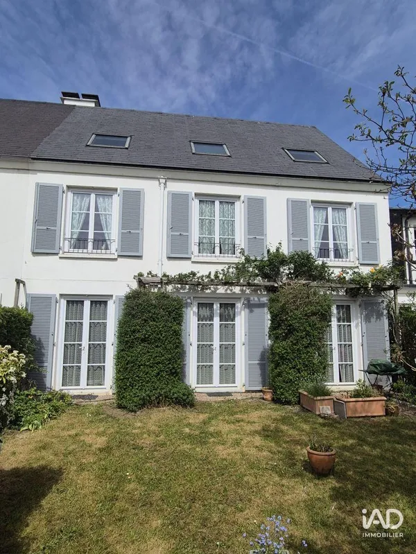 Maison à VERT-SAINT-DENIS (77240) photo 2