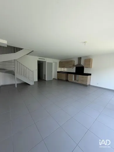 Appartement à ISTRES (13800)