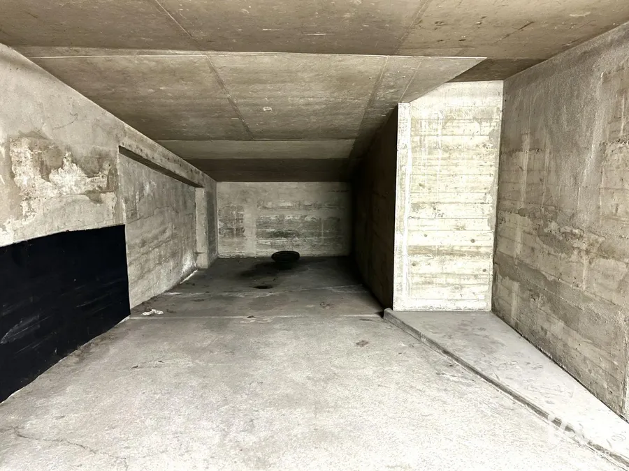 Parking à PARIS (75007) photo 3
