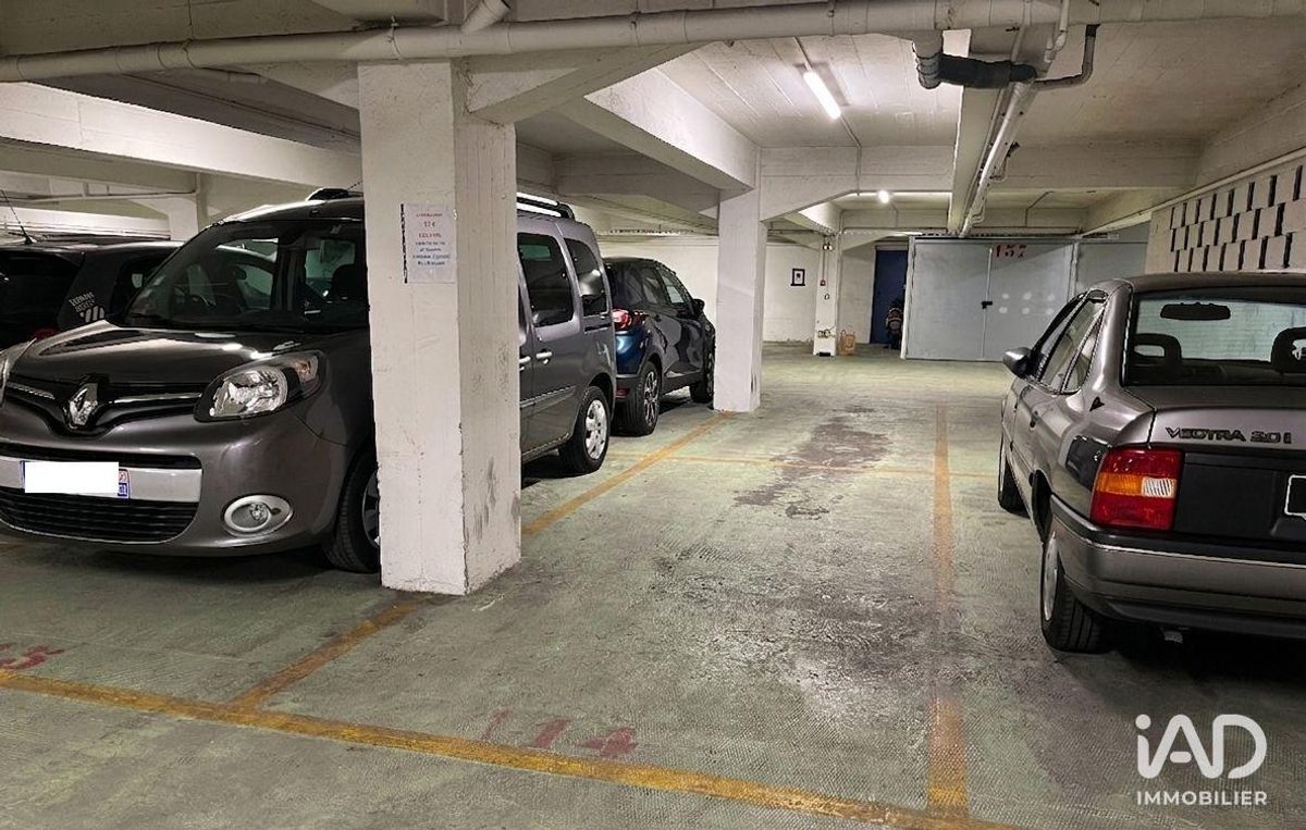 Parking de 10 m² à MONTROUGE (92120)