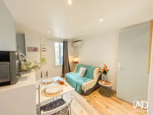 Apartment in SANARY-SUR-MER (83110)