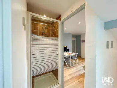 Appartement à SANARY-SUR-MER (83110)
