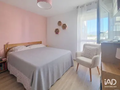 Appartement à SAINT-JULIEN-EN-GENEVOIS (74160)