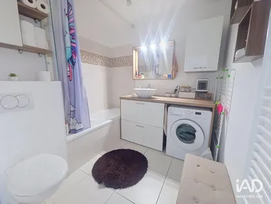 Appartement à SAINT-JULIEN-EN-GENEVOIS (74160)