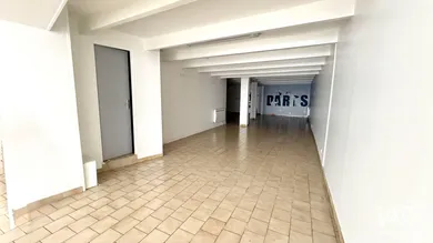 Boutique/Local commercial à CHÂLONS-EN-CHAMPAGNE (51000)