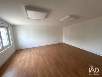 Bureaux à LA CHEVALLERAIS (44810)