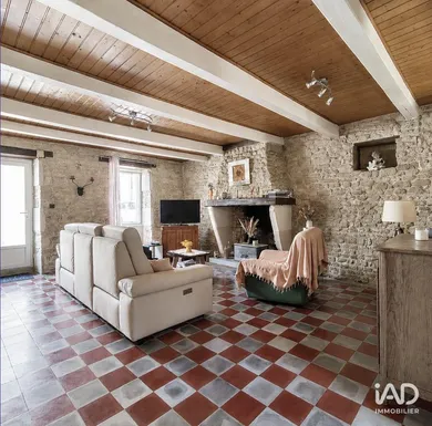Maison à AIGREFEUILLE-D'AUNIS (17290)