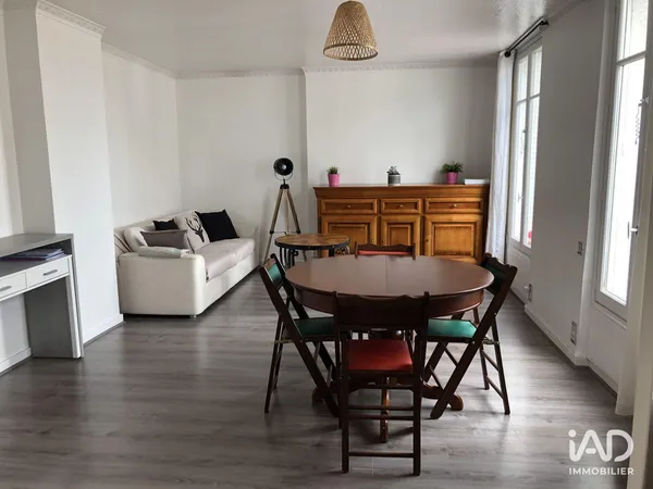 Appartement à SURESNES (92150) photo 2