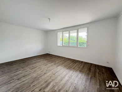 Appartement à BOULOURIS (83700)