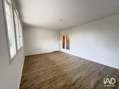 Appartement à BOULOURIS (83700)