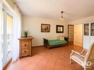 Apartment in ÉLANCOURT (78990)
