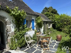 Maison à PLOUGONVEN (29640)