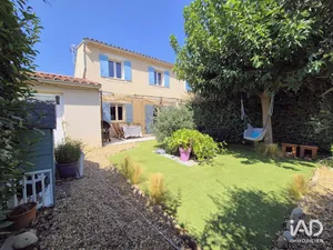 Maison à ROBION (84440)